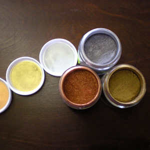 pigments secs métalliques